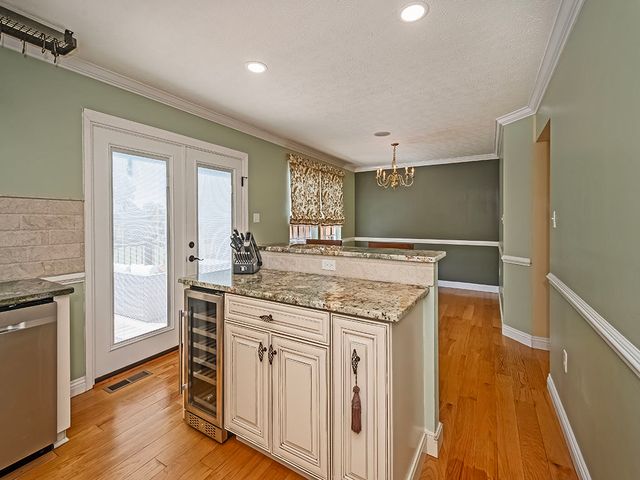 2010 Michael Drive, Baldwin Boro, PA 15227