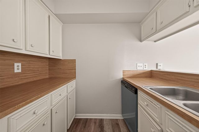 11511 Nobility Drive A, Houston, TX 77477