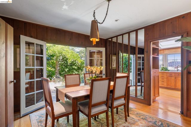 706 Hilldale Ave, Berkeley, CA 94708