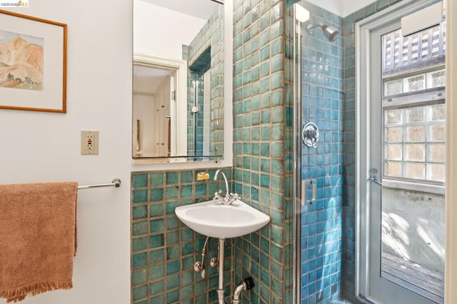 706 Hilldale Ave, Berkeley, CA 94708