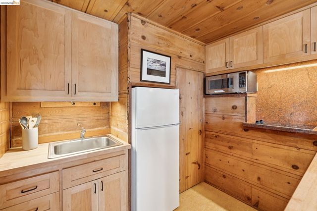 706 Hilldale Ave, Berkeley, CA 94708