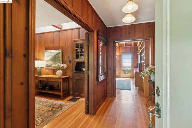 706 Hilldale Ave, Berkeley, CA 94708