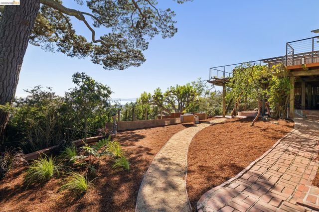 706 Hilldale Ave, Berkeley, CA 94708