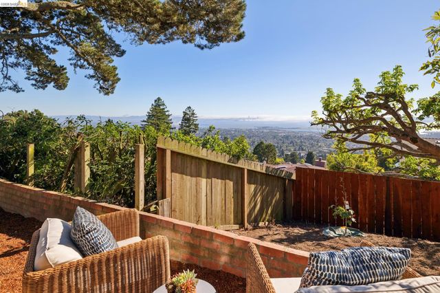 706 Hilldale Ave, Berkeley, CA 94708