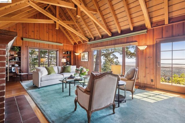 706 Hilldale Ave, Berkeley, CA 94708