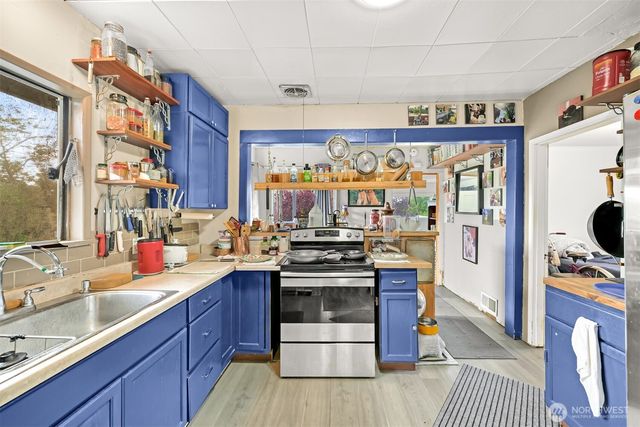 1501 Lakeway Dr., Bellingham, WA 98225