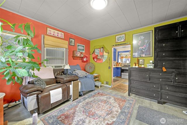1501 Lakeway Dr., Bellingham, WA 98225