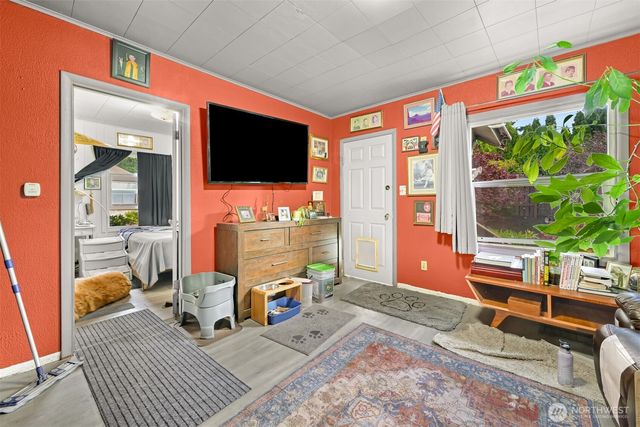 1501 Lakeway Dr., Bellingham, WA 98225