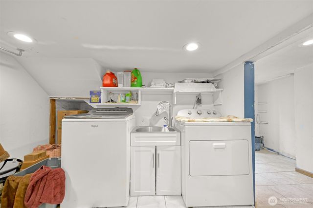 1501 Lakeway Dr., Bellingham, WA 98225