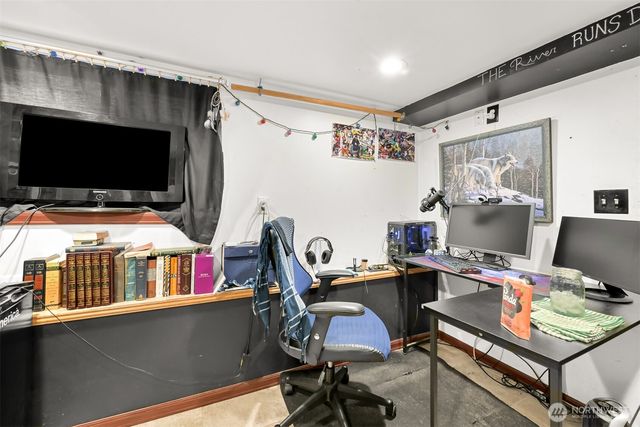 1501 Lakeway Dr., Bellingham, WA 98225