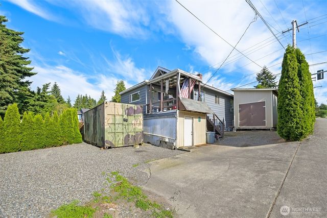 1501 Lakeway Dr., Bellingham, WA 98225