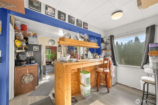 1501 Lakeway Dr., Bellingham, WA 98225