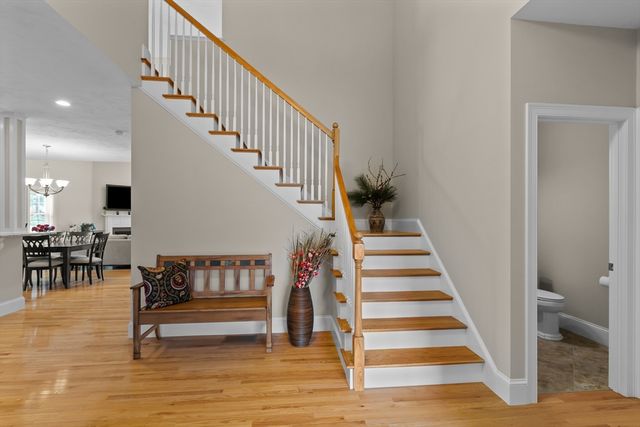 166 Walden Way 166, Milford, MA 01757