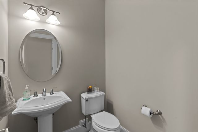 166 Walden Way 166, Milford, MA 01757