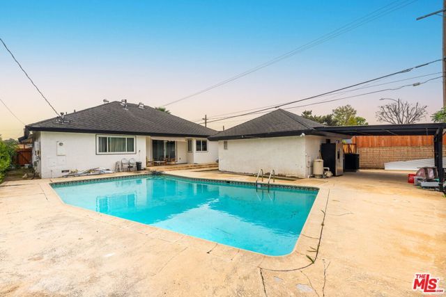 8901 Rubio Avenue, North Hills (los Angeles), CA 91343