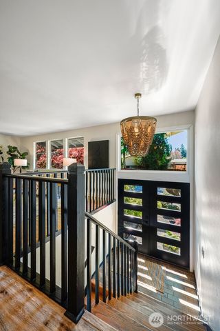 8910 NE 195th Street NE, Bothell, WA 98011