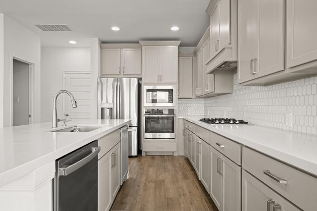 321 Langhorne BND, Liberty Hill, TX 78642