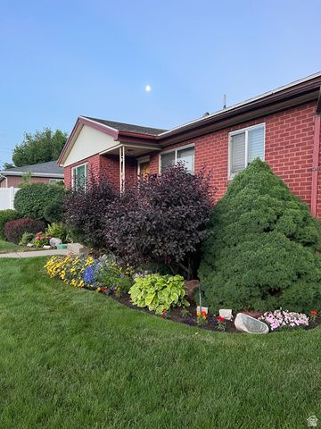941 N 170 E, Bountiful, UT 84010
