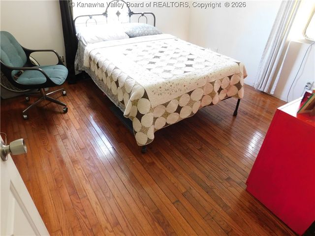 1724 Sugar Creek Drive, Charleston, WV 25312