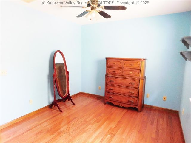 1724 Sugar Creek Drive, Charleston, WV 25312