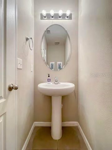 10108 HAWK STORM AVENUE, Tampa, FL 33610