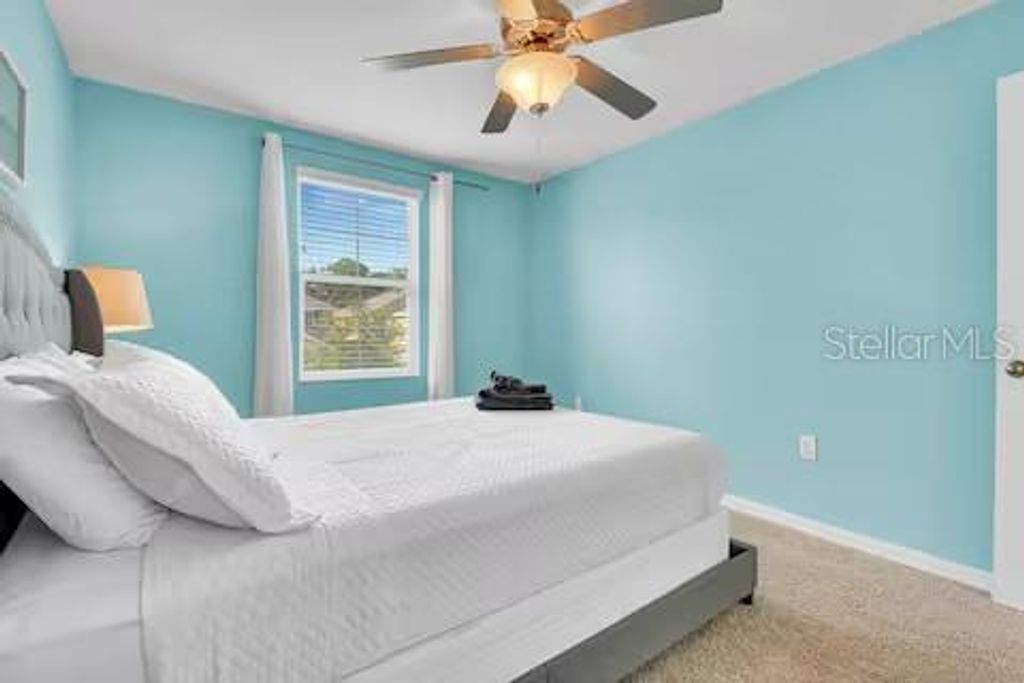 Image 16 of property listing at 10108 HAWK STORM AVENUE, Tampa, FL 33610
