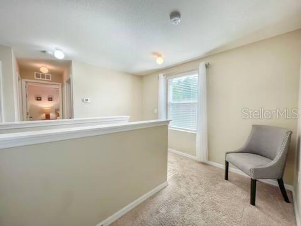 Image 33 of property listing at 10108 HAWK STORM AVENUE, Tampa, FL 33610