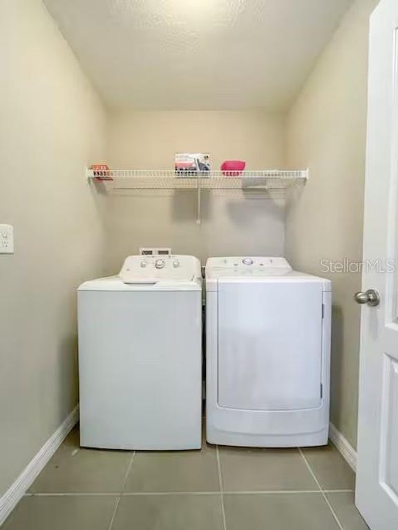 Image 34 of property listing at 10108 HAWK STORM AVENUE, Tampa, FL 33610