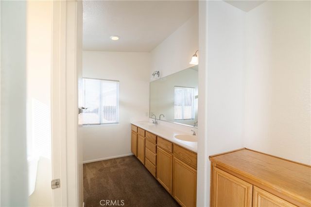 13125 Georgetown Lane, Victorville, CA 92392