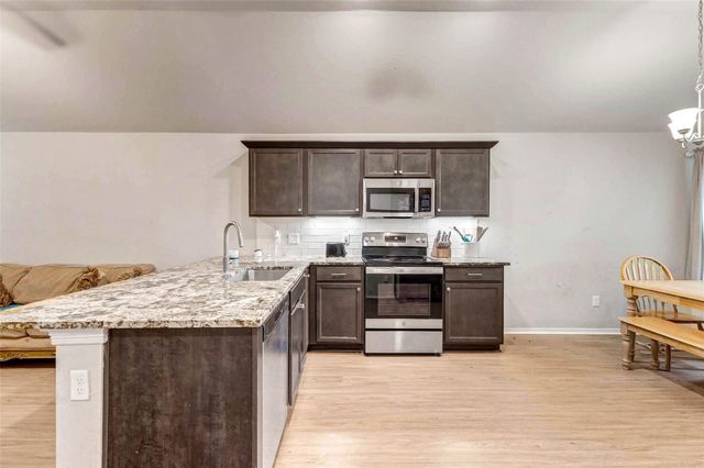 2855 Messenger Way, Bryan, TX 77803