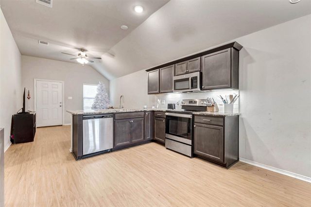 2855 Messenger Way, Bryan, TX 77803