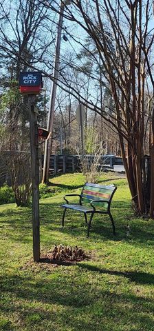 18 Crews Drive, Benton, TN 37307