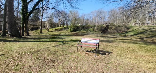 18 Crews Drive, Benton, TN 37307