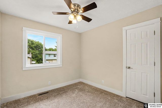 4722 N 129th Avenue, Omaha, NE 68164