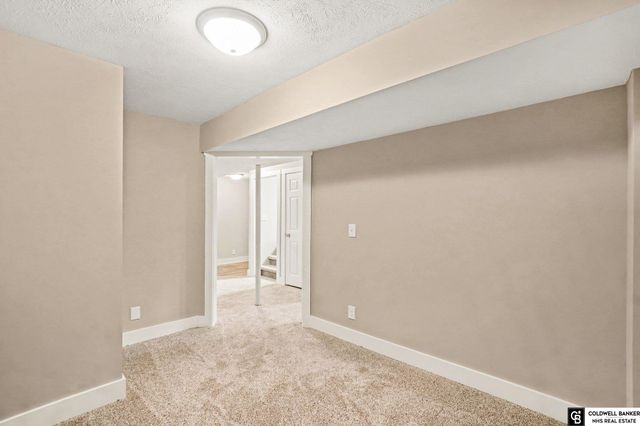 4722 N 129th Avenue, Omaha, NE 68164