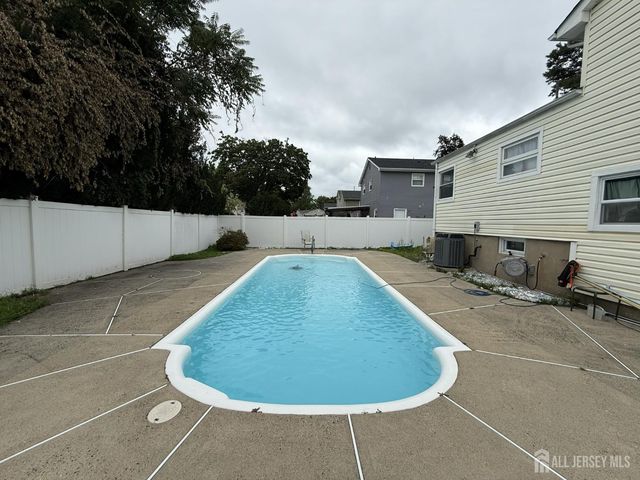 2 Elaine Court, Old Bridge, NJ 08857
