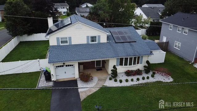 2 Elaine Court, Old Bridge, NJ 08857