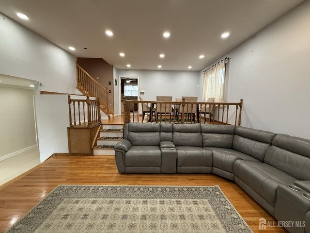 2 Elaine Court, Old Bridge, NJ 08857