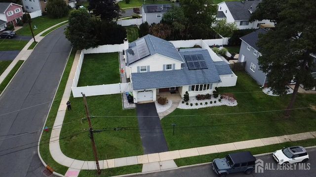 2 Elaine Court, Old Bridge, NJ 08857