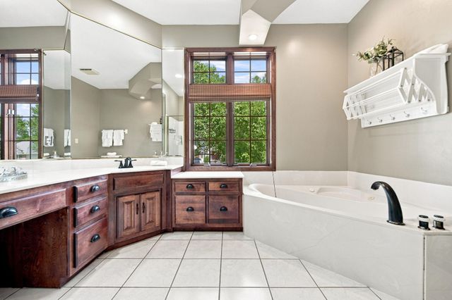 17115 81st Avenue N, Maple Grove, MN 55311