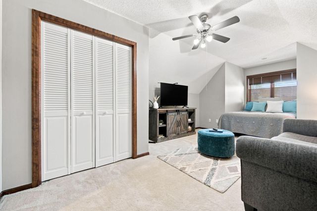 17115 81st Avenue N, Maple Grove, MN 55311