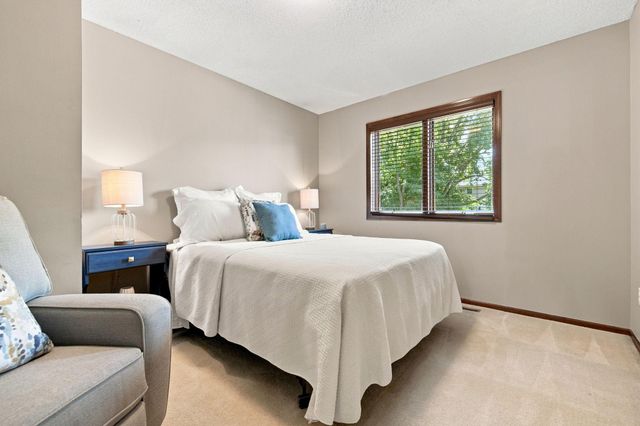 17115 81st Avenue N, Maple Grove, MN 55311