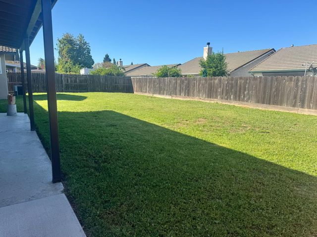 3491 Santos Ct, Turlock, CA 95382