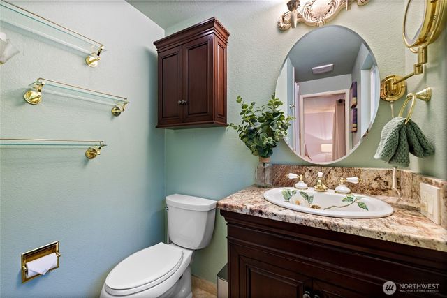 8810 47th Street W, University Place, WA 98466