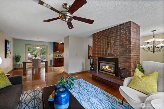 8810 47th Street W, University Place, WA 98466