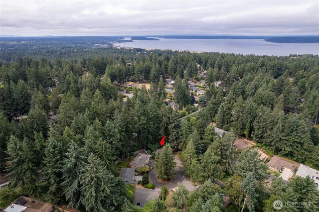 8810 47th Street W, University Place, WA 98466