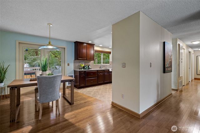 8810 47th Street W, University Place, WA 98466