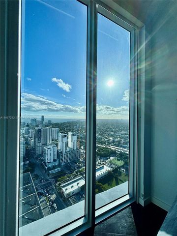 185 SW 7th St 4410, Miami, FL 33130