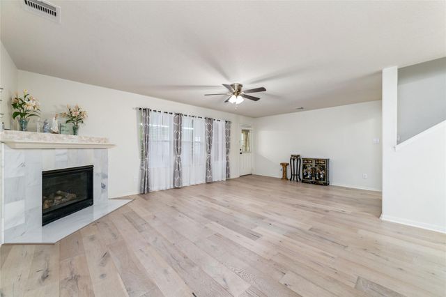 3530 Barkers Crossing Avenue, Houston, TX 77084