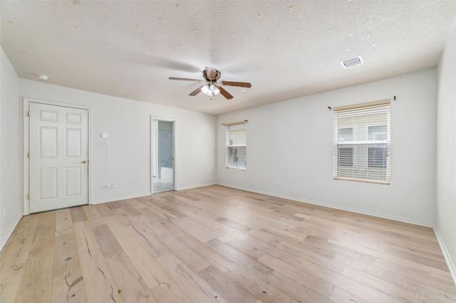 3530 Barkers Crossing Avenue, Houston, TX 77084